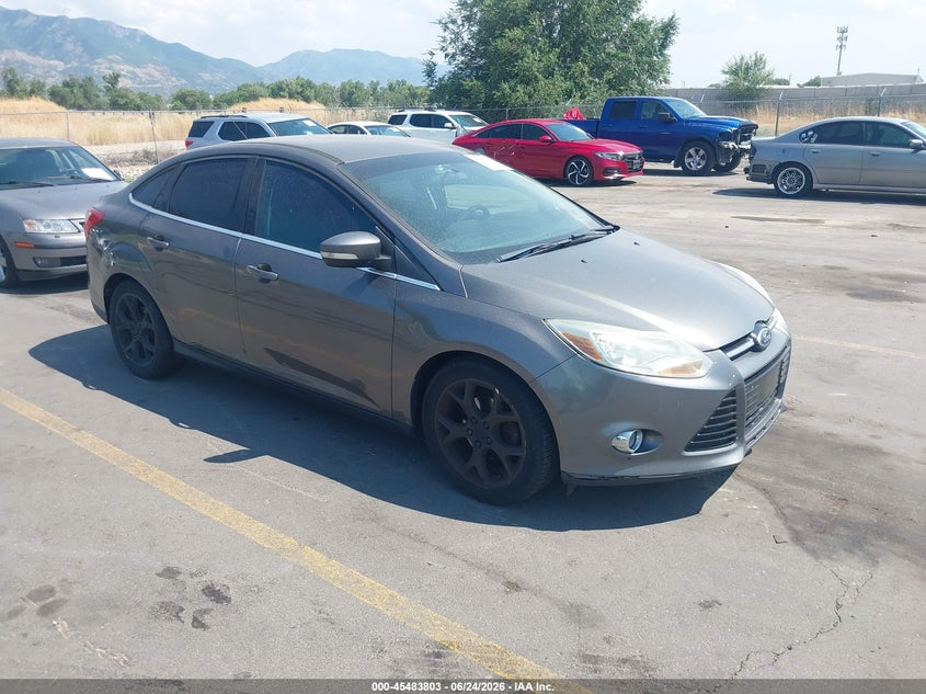 2012 Ford Focus VIN 1FAHP3H22CL236244 IAAI salvage auction — NORMAL WEAR, Clear (Utah), sold $275 on 2026-07-09 (photo 1)