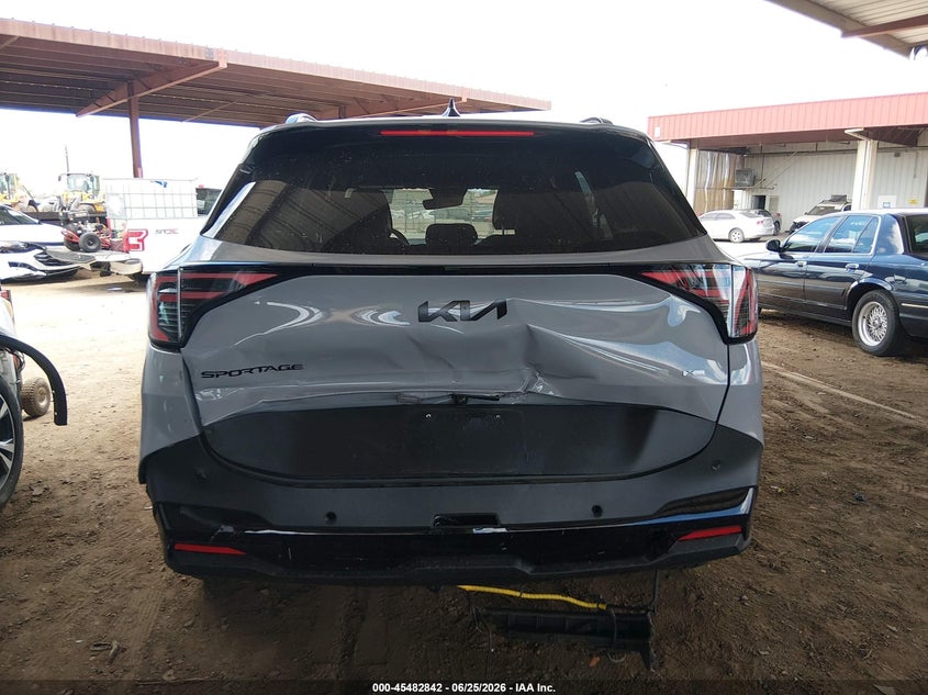 2026 Kia Sportage VIN KNDPVDDG5T7284798 IAAI salvage auction — REAR END, Salvage Title, sold $17,000 on 2026-07-31 (photo 6)