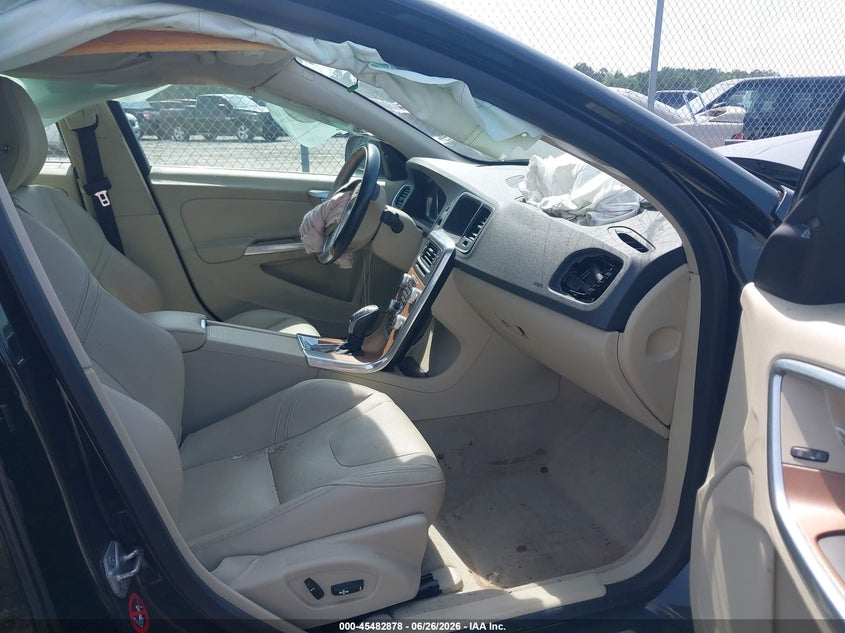 2016 Volvo VIN LYV402FK3GB089808 IAAI salvage auction — FRONT END, Salvage (Alabama), sold $375 on 2026-07-31 (photo 5)