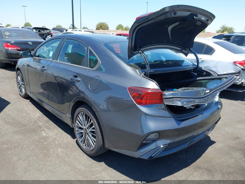 2023 Kia Forte VIN 3KPF54AD8PE529167 IAAI salvage auction — RIGHT SIDE, Salvage Title, sold $4,350 on 2026-07-31 (photo 3)