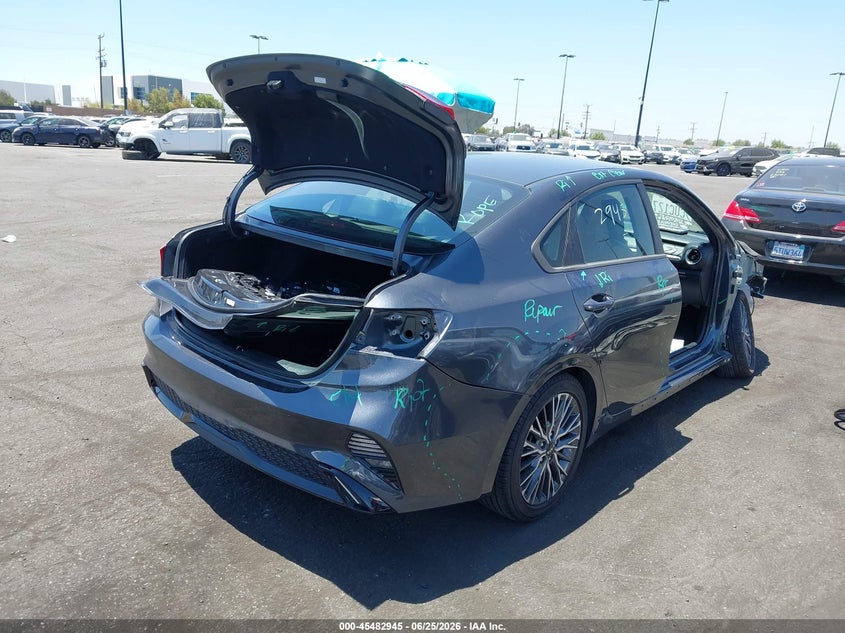 2023 Kia Forte VIN 3KPF54AD8PE529167 IAAI salvage auction — RIGHT SIDE, Salvage Title, sold $4,350 on 2026-07-31 (photo 4)