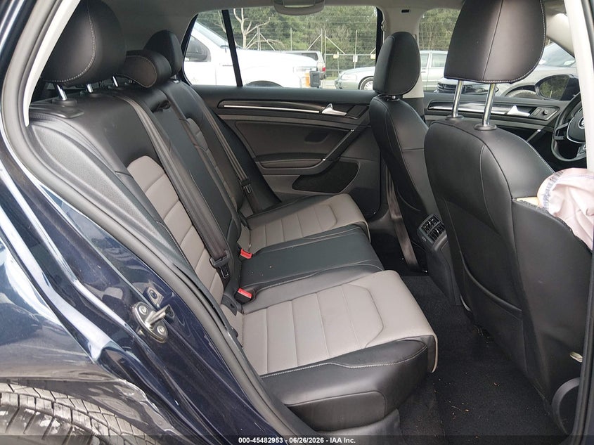 2017 Volkswagen Golf VIN 3VW217AUXHM020021 IAAI salvage auction — REAR END, Salvage Title, sold $4,125 on 2026-08-31 (photo 8)