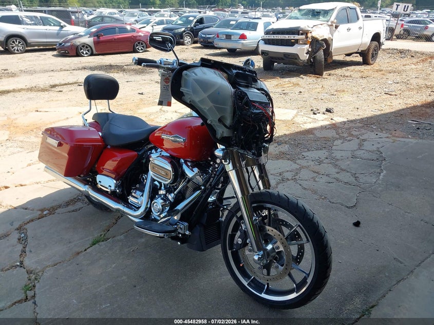 2023 Harley-davidson Street glide VIN 1HD1KBC10PB653486 — IAAI salvage auction photo