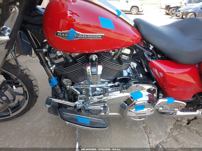2023 Harley-davidson Street glide VIN 1HD1KBC10PB653486 IAAI salvage auction — FRONT END, Salvage (Idaho), sold $7,250 on 2026-08-12 (photo 9)