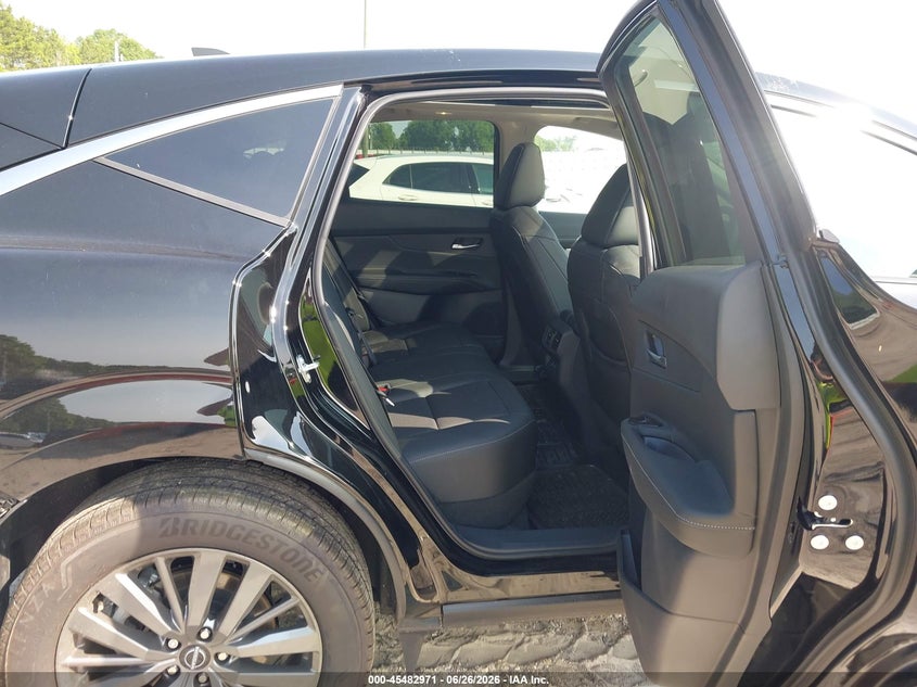 2026 Nissan Murano VIN 5N1AZ3CS4TC119869 IAAI salvage auction — REAR END, Salvage Title, sold $14,250 on 2026-08-20 (photo 8)
