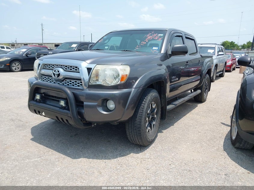 2011 Toyota Tacoma VIN 5TFJU4GN3BX010386 IAAI salvage auction — NORMAL WEAR, Original (Texas), sold $6,200 on 2026-07-15 (photo 2)