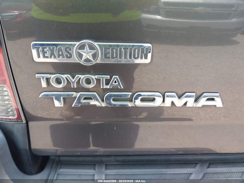 2011 Toyota Tacoma VIN 5TFJU4GN3BX010386 IAAI salvage auction — NORMAL WEAR, Original (Texas), sold $6,200 on 2026-07-15 (photo 6)