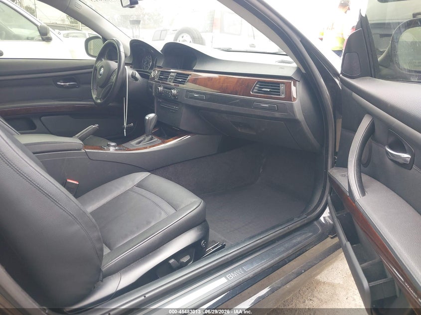 2011 BMW 3 series VIN WBAKE5C55BE573641 IAAI salvage auction — MECHANICAL, Salvage (California), sold $825 on 2026-07-11 (photo 5)
