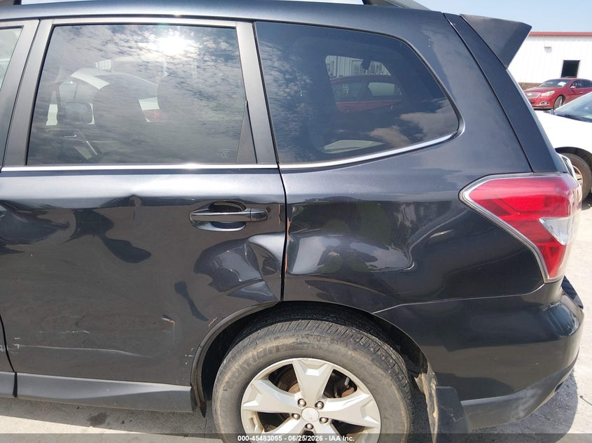 2015 Subaru Forester VIN JF2SJAHC1FH821209 IAAI salvage auction — NORMAL WEAR, Clear (Arkansas), sold $1,425 on 2026-07-28 (photo 6)