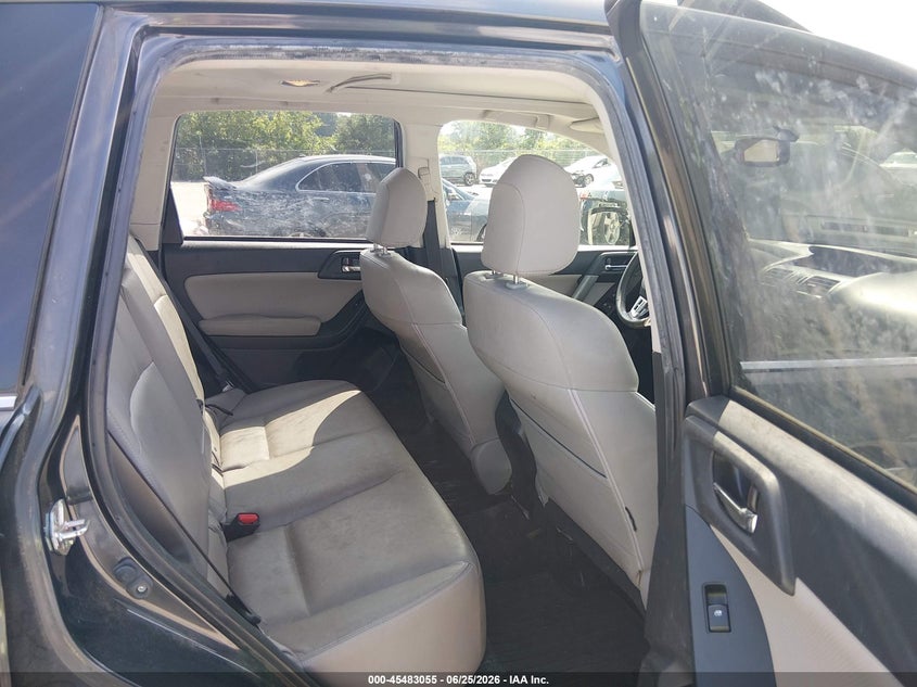2015 Subaru Forester VIN JF2SJAHC1FH821209 IAAI salvage auction — NORMAL WEAR, Clear (Arkansas), sold $1,425 on 2026-07-28 (photo 8)