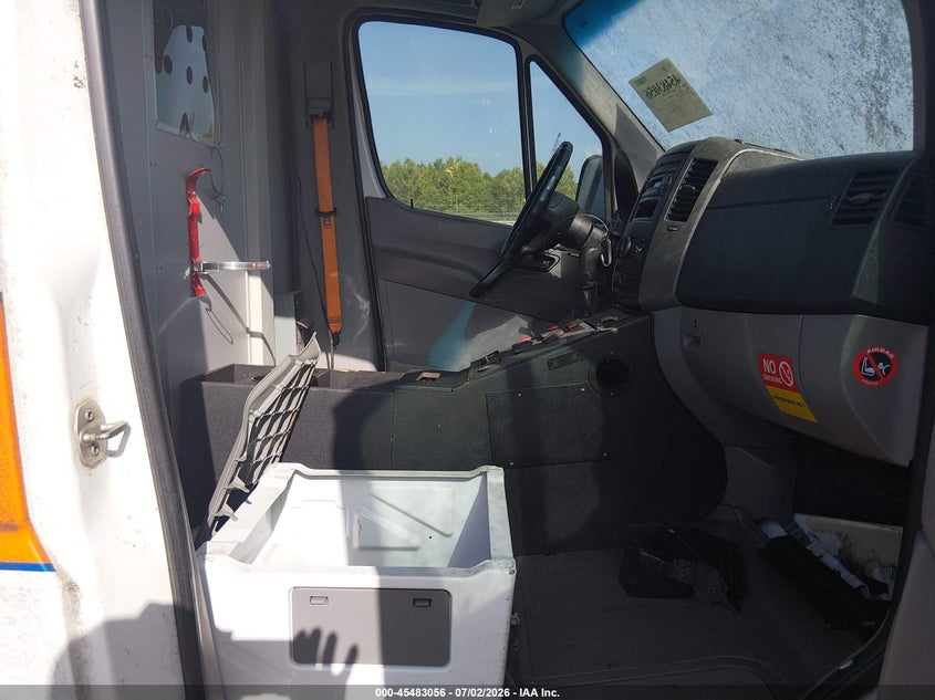 2009 Dodge Sprinter VIN WD0PE745695390883 IAAI salvage auction — NORMAL WEAR, Clear (Tennessee), sold $600 on 2026-07-29 (photo 7)