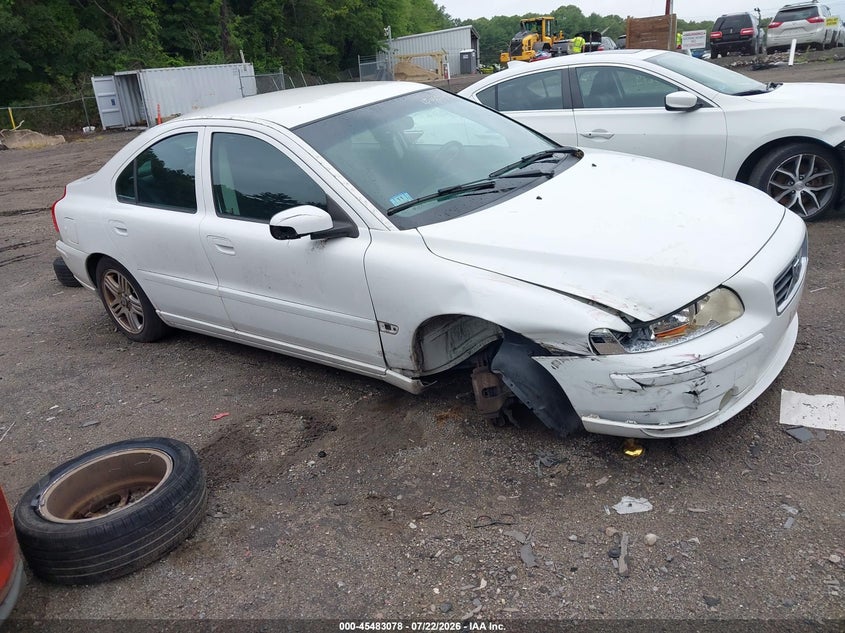 2008 Volvo S60 VIN YV1RS592682679737 IAAI salvage auction — RIGHT FRONT, Clear (Massachusetts), sold $100 on 2026-08-04 (photo 1)