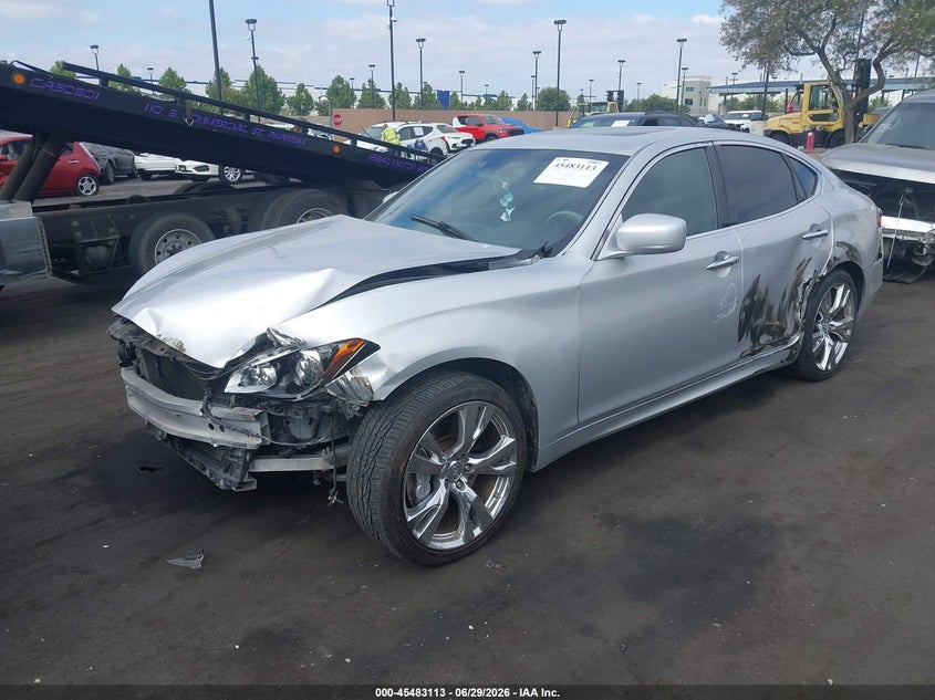 2013 Infiniti M VIN JN1BY1AP1DM513844 IAAI salvage auction — LEFT SIDE, Salvage Title, sold $1,000 on 2026-07-17 (photo 2)