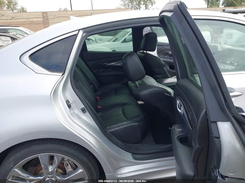 2013 Infiniti M VIN JN1BY1AP1DM513844 IAAI salvage auction — LEFT SIDE, Salvage Title, sold $1,000 on 2026-07-17 (photo 8)