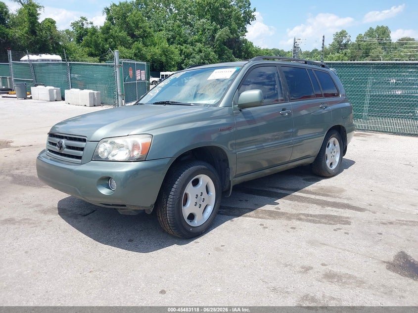 2004 Toyota Highlander VIN JTEDP21A540042259 IAAI salvage auction — NORMAL WEAR, Clear (Nevada), sold $1,025 on 2026-07-16 (photo 2)