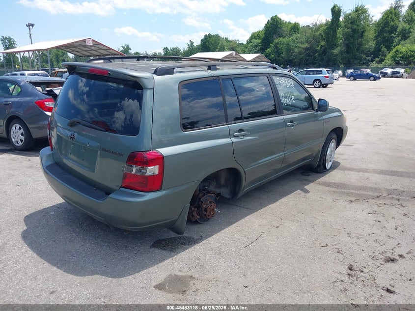 2004 Toyota Highlander VIN JTEDP21A540042259 IAAI salvage auction — NORMAL WEAR, Clear (Nevada), sold $1,025 on 2026-07-16 (photo 4)