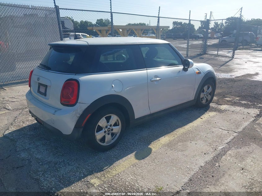 2014 Mini Hard top VIN WMWXM5C57ET932741 IAAI salvage auction — MECHANICAL, Clear (Florida), sold $625 on 2026-07-29 (photo 4)