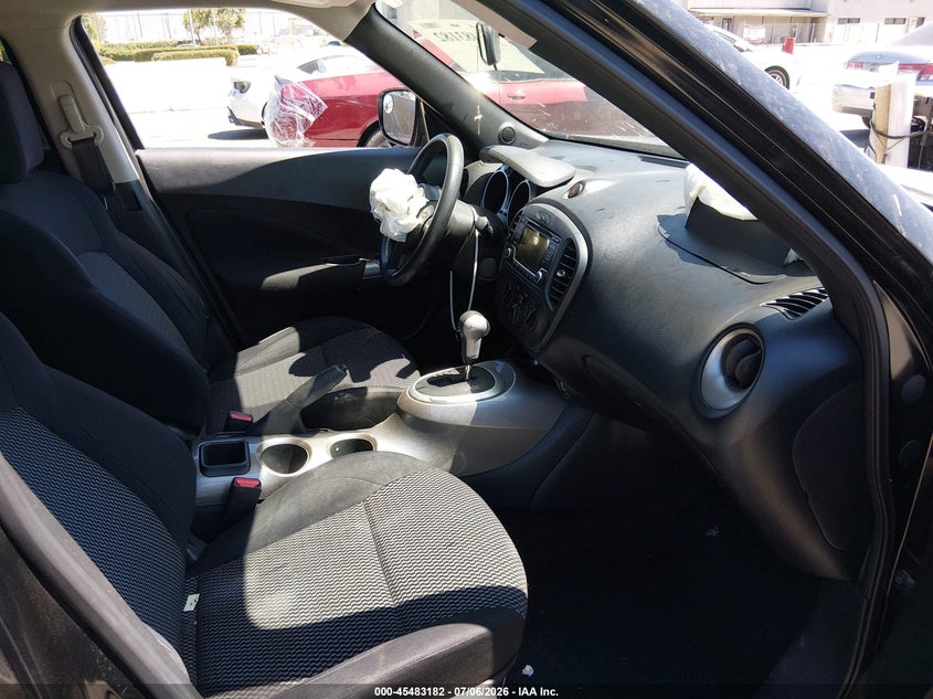 2016 Nissan Juke VIN JN8AF5MRXGT604175 IAAI salvage auction — FRONT END, Salvage (California), sold $100 on 2026-07-28 (photo 5)
