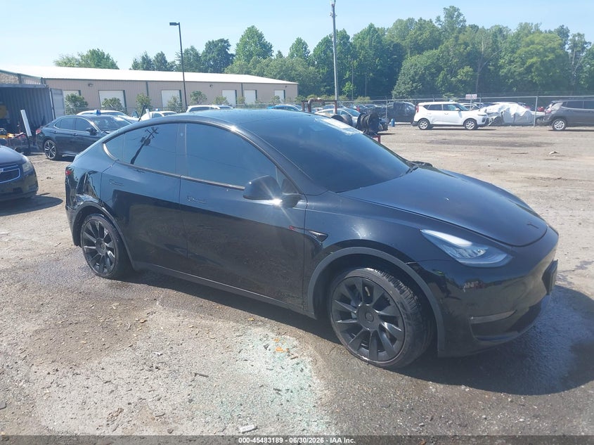2020 Tesla Model y VIN 5YJYGDEE7LF049437 IAAI salvage auction — REAR END, Salvage (Virginia), sold $8,700 on 2026-07-31 (photo 1)