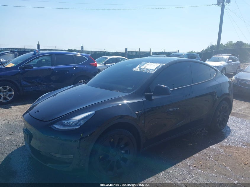2020 Tesla Model y VIN 5YJYGDEE7LF049437 IAAI salvage auction — REAR END, Salvage (Virginia), sold $8,700 on 2026-07-31 (photo 2)