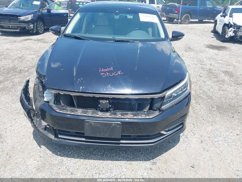 2017 Volkswagen Passat VIN 1VWCT7A3XHC029860 IAAI salvage auction — FRONT END, Salvage - 75% Or Less (Maryland), sold $1,900 on 2026-07-09 (photo 6)