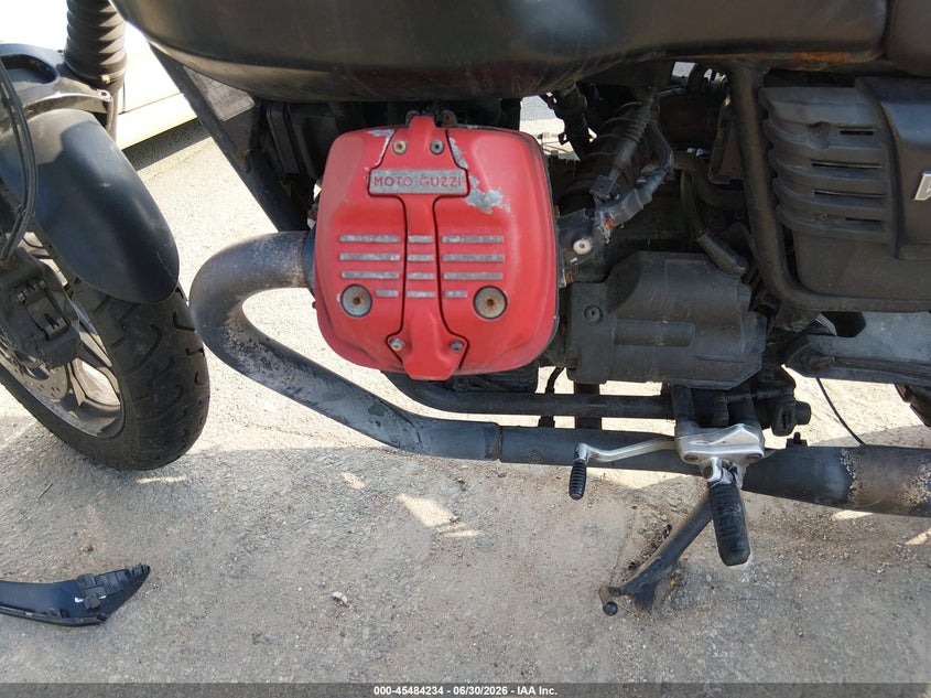2017 Moto guzzi VIN ZGULDU003HM000195 IAAI salvage auction — UNKNOWN, Wait Title, sold $625 on 2026-08-18 (photo 9)