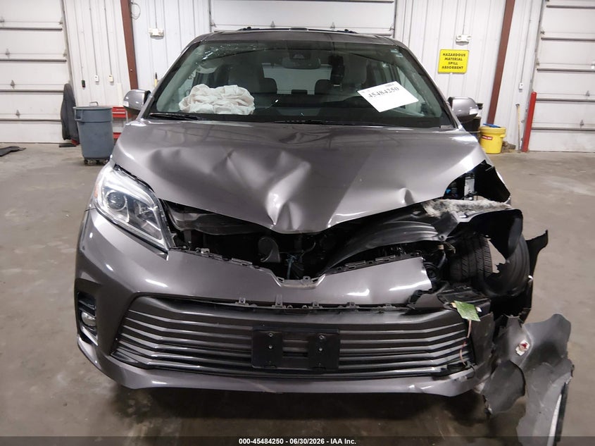 2018 Toyota Sienna VIN 5TDDZ3DC9JS199545 IAAI salvage auction — FRONT END, Junk Bill Of Sale Mv2459 (Wisconsin), sold $25 on 2026-07-21 (photo 6)