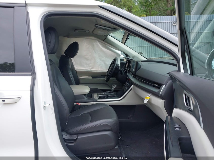 2024 Kia Carnival VIN KNDNB4H36R6329799 IAAI salvage auction — LEFT SIDE, Salvage Title, sold $8,800 on 2026-07-29 (photo 5)