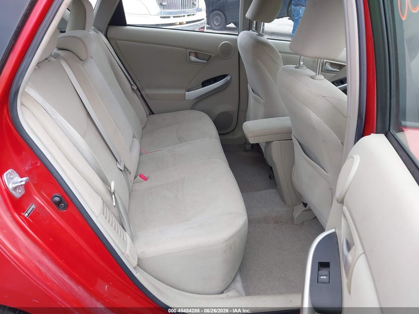 2011 Toyota Prius VIN JTDKN3DUXB0306554 IAAI salvage auction — NORMAL WEAR, Original (Maine), sold $1,225 on 2026-08-01 (photo 8)