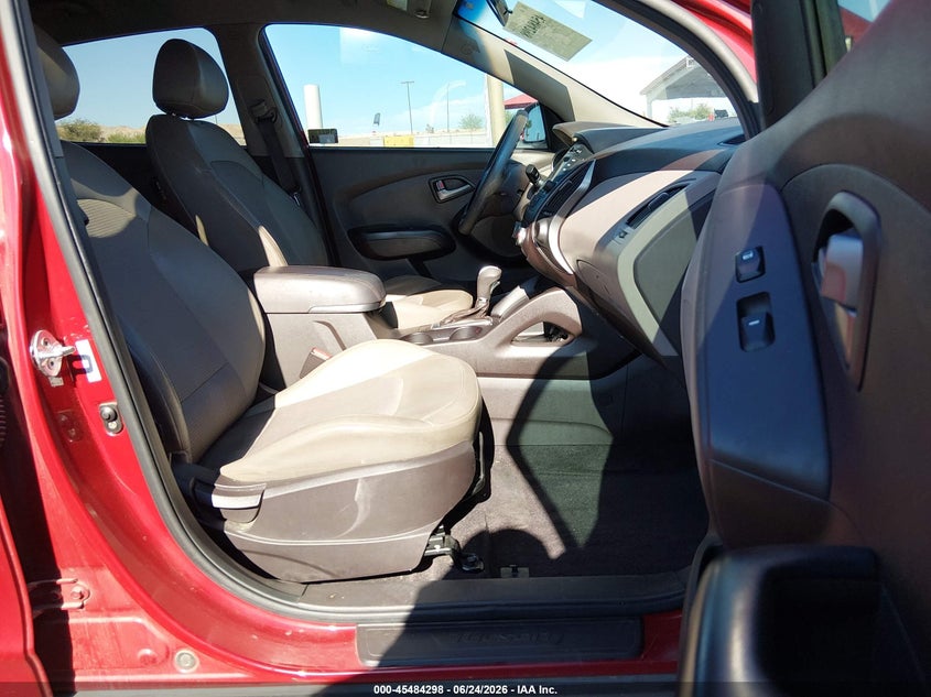 2015 Hyundai Tucson VIN KM8JTCAF0FU070014 IAAI salvage auction — NORMAL WEAR, Clear (Nevada), sold $1,725 on 2026-07-17 (photo 5)