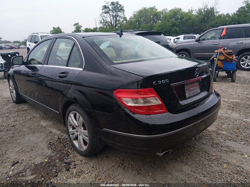 2008 Mercedes-benz C-klasse VIN WDDGF81X38F191516 IAAI salvage auction — RIGHT SIDE, Salvage (Ohio), sold $500 on 2026-07-21 (photo 3)