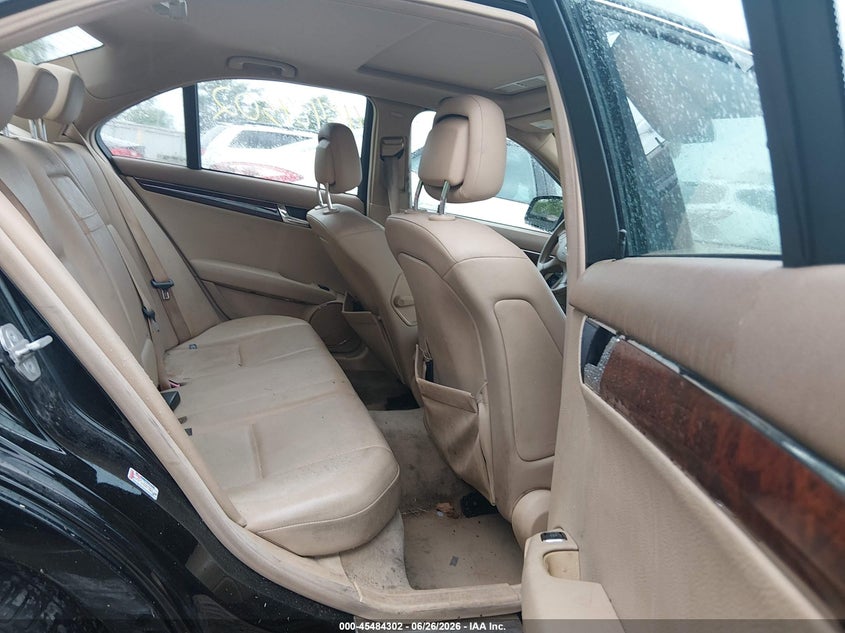 2008 Mercedes-benz C-klasse VIN WDDGF81X38F191516 IAAI salvage auction — RIGHT SIDE, Salvage (Ohio), sold $500 on 2026-07-21 (photo 8)