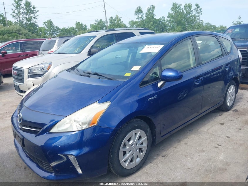 2012 Toyota Prius v VIN JTDZN3EU3C3164917 IAAI salvage auction — NORMAL WEAR, Original (Ohio), sold $3,150 on 2026-07-28 (photo 2)