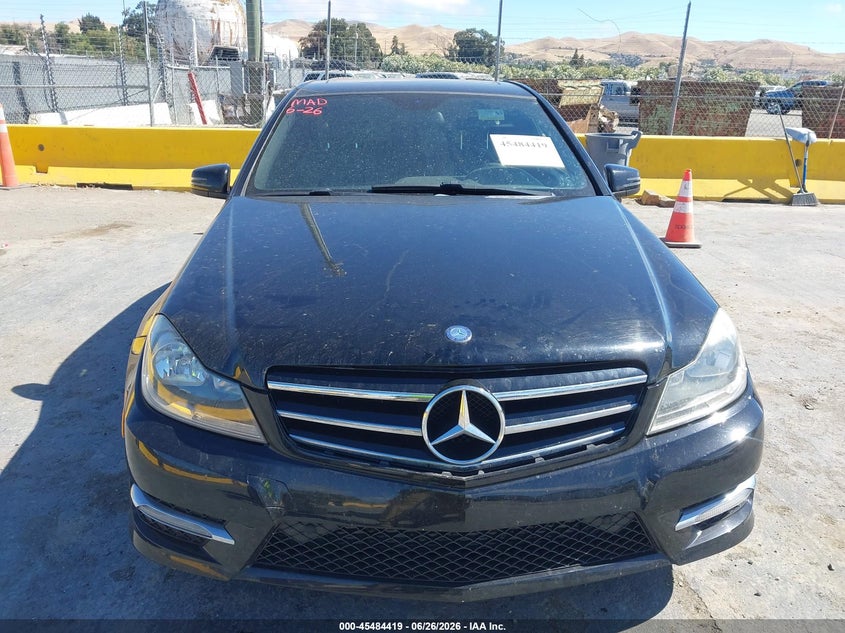 2014 Mercedes-benz C-klasse VIN WDDGF4HB6EA961848 IAAI salvage auction — UNKNOWN, Salvage Title, sold $600 on 2026-08-20 (photo 6)
