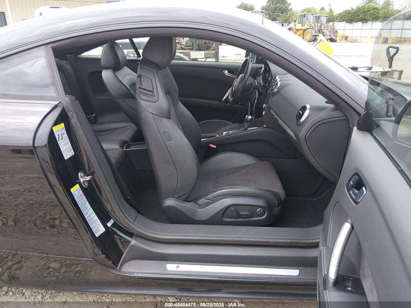 2011 Audi Tt VIN TRUBFAFK0B1013940 IAAI salvage auction — NORMAL WEAR, Repossession Paperwork (Georgia), sold $3,750 on 2026-07-16 (photo 5)