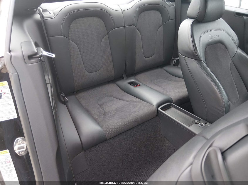 2011 Audi Tt VIN TRUBFAFK0B1013940 IAAI salvage auction — NORMAL WEAR, Repossession Paperwork (Georgia), sold $3,750 on 2026-07-16 (photo 8)