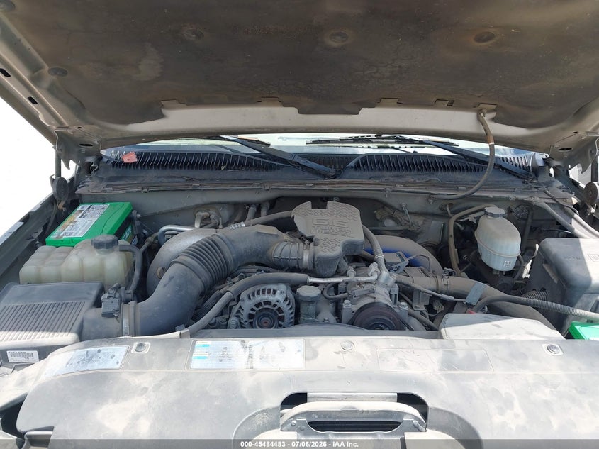 2003 Chevrolet Silverado 3500 VIN 1GCJK33113F192714 IAAI salvage auction — HAIL, Salvage (Kansas), sold $8,100 on 2026-07-24 (photo 9)
