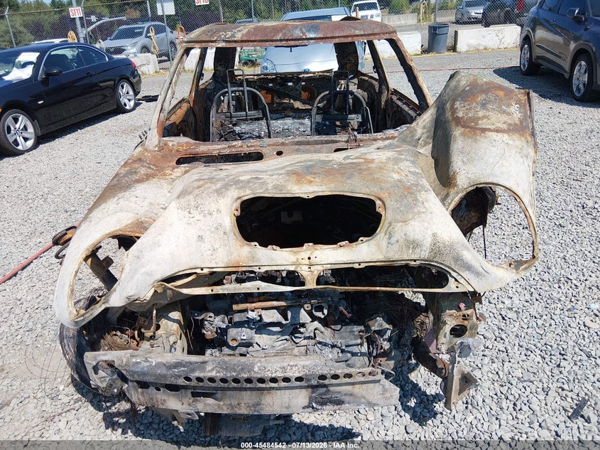 2005 Mini Cooper VIN WMWRE33435TD93152 IAAI salvage auction — TOTAL BURN, Bill Of Sale - Parts Only (Washington), sold $100 on 2026-08-19 (photo 6)
