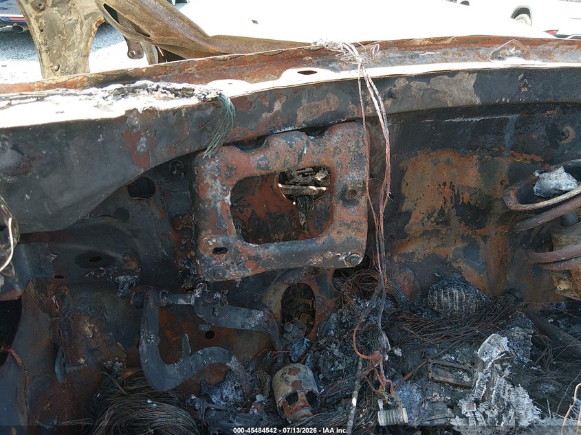 2005 Mini Cooper VIN WMWRE33435TD93152 IAAI salvage auction — TOTAL BURN, Bill Of Sale - Parts Only (Washington), sold $100 on 2026-08-19 (photo 7)