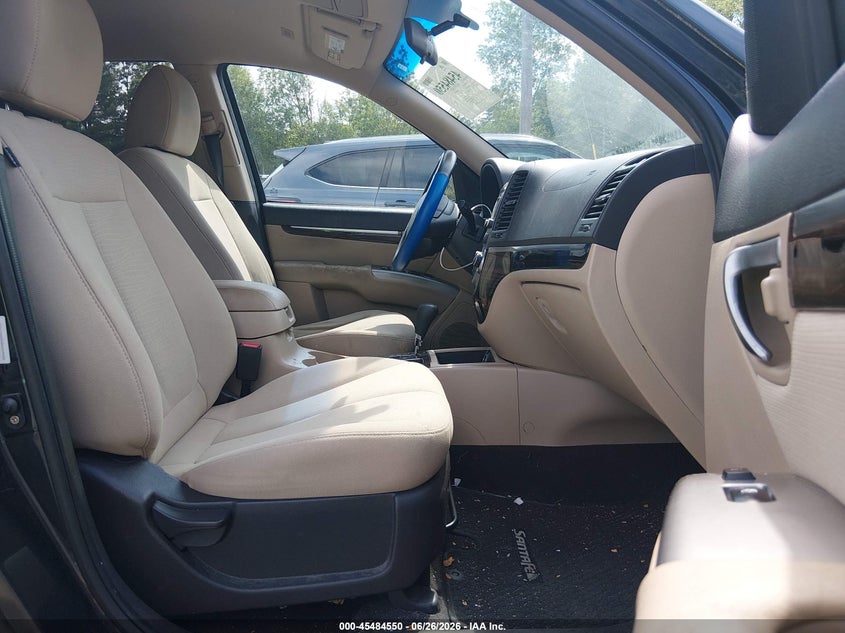 2011 Hyundai Santa fe VIN 5XYZGDAB5BG004455 IAAI salvage auction — NORMAL WEAR, Original (New Hampshire), sold $450 on 2026-07-08 (photo 5)