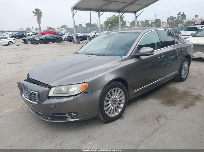 2012 Volvo S80 VIN YV1940AS0C1151277 IAAI salvage auction — FRONT END, Salvage (California), sold $950 on 2026-07-15 (photo 2)