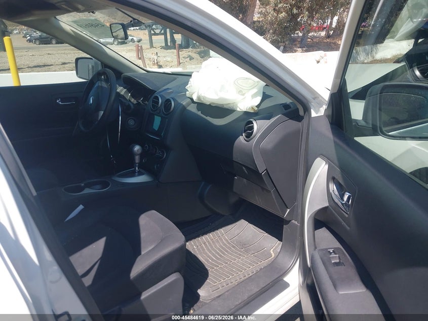 2015 Nissan Rogue VIN JN8AS5MT9FW666848 IAAI salvage auction — FRONT END, Salvage (California), sold $900 on 2026-07-14 (photo 5)
