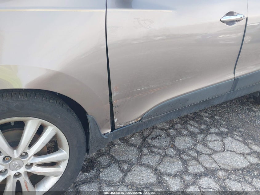 2013 Hyundai Tucson VIN KM8JU3AC8DU565870 IAAI salvage auction — NORMAL WEAR, Clear (Pennsylvania), sold $2,300 on 2026-07-17 (photo 6)