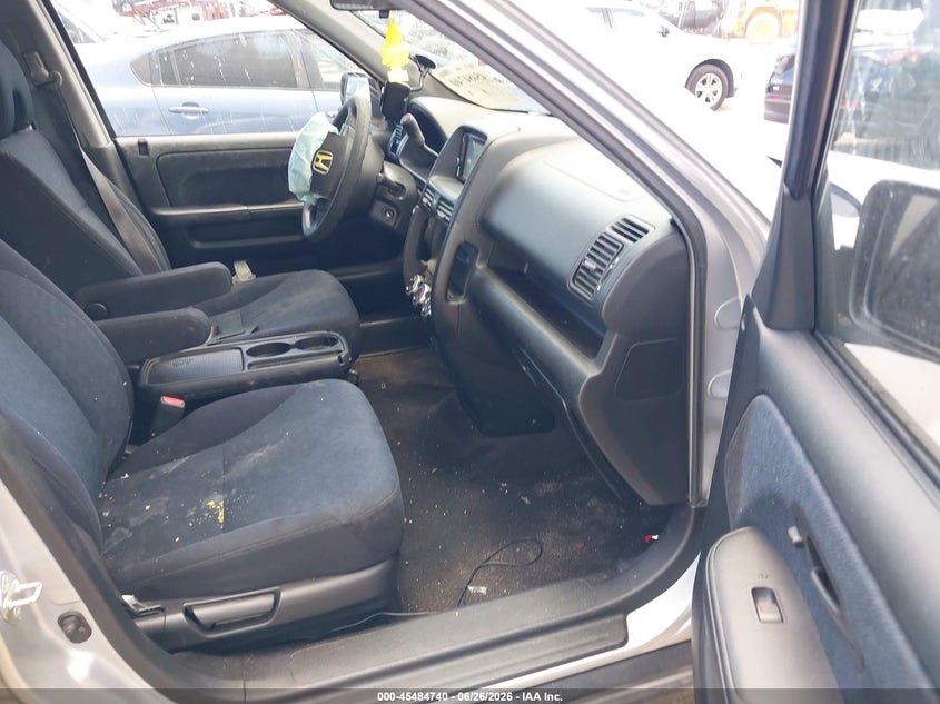 2005 Honda Cr-v VIN JHLRD68525C003604 IAAI salvage auction — LEFT FRONT, Rebuildable (Florida), sold $650 on 2026-07-12 (photo 5)