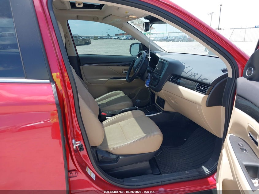 2018 Mitsubishi Outlander VIN JA4AD3A37JZ036763 IAAI salvage auction — REAR END, Salvage Title, sold $3,050 on 2026-07-22 (photo 5)