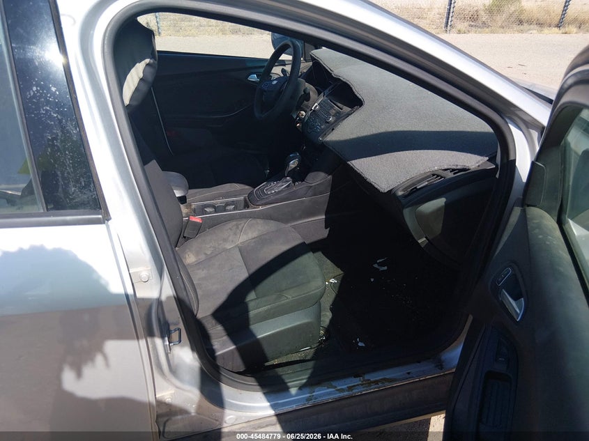 2015 Ford Focus VIN 1FADP3F25FL316563 IAAI salvage auction — NORMAL WEAR, Clear-Dealer Only (Arizona), sold $75 on 2026-07-09 (photo 5)