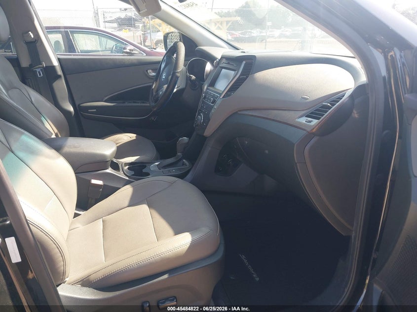 2018 Hyundai Santa fe VIN 5XYZU3LB6JG563110 IAAI salvage auction — NORMAL WEAR, Clear (Florida), sold $4,650 on 2026-07-08 (photo 5)
