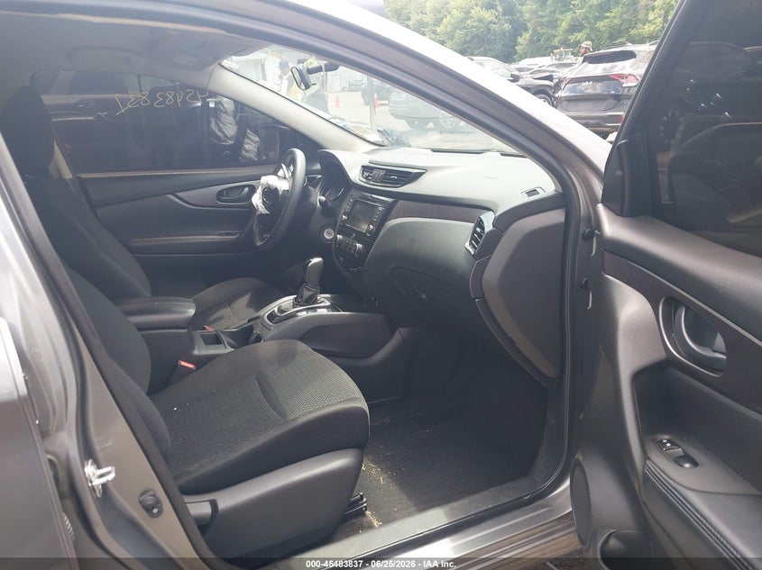 2019 Nissan Rogue VIN JN1BJ1CR2KW353249 IAAI salvage auction — FRONT END, Salvage Title, sold $1,525 on 2026-07-16 (photo 5)