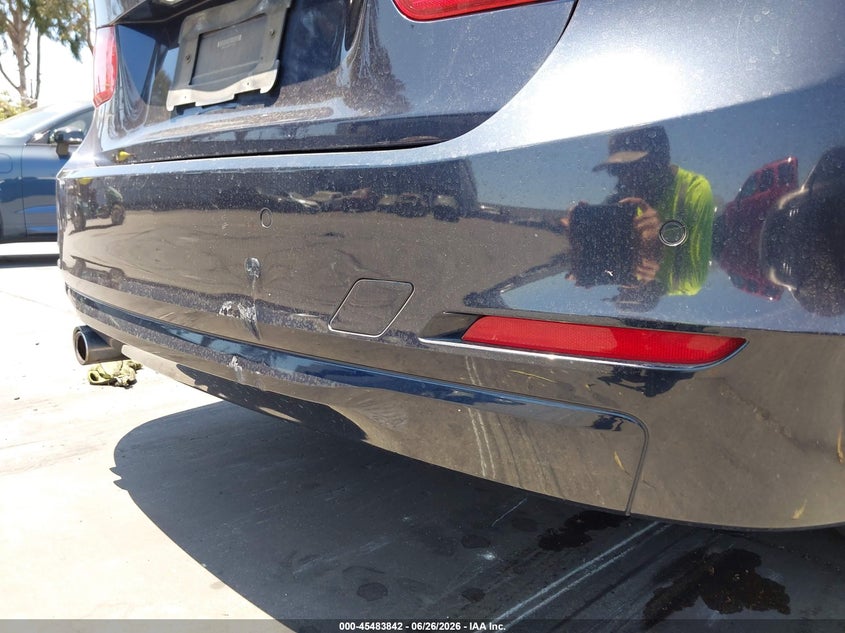 2014 BMW 3er VIN WBA3C1C59EK112743 IAAI salvage auction — REAR END, Salvage Title, sold $725 on 2026-07-22 (photo 6)