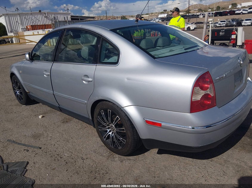 2002 Volkswagen Passat VIN WVWTH63BX2P246456 IAAI salvage auction — NORMAL WEAR, Clear (New Mexico), sold $375 on 2026-07-06 (photo 3)